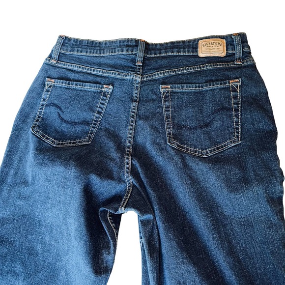 Levis, Signature - Jeans, at waist dark wash Boot Cut, Size 12L - Picture 6 of 11